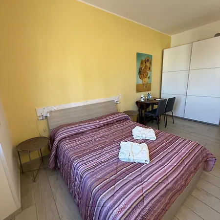 Rosy Lägenhet Terni